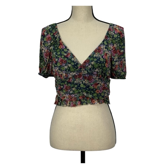 Urban Outfitters Cropped Floral Mesh Sweetheart top size Large women’s - Picture 9 of 9